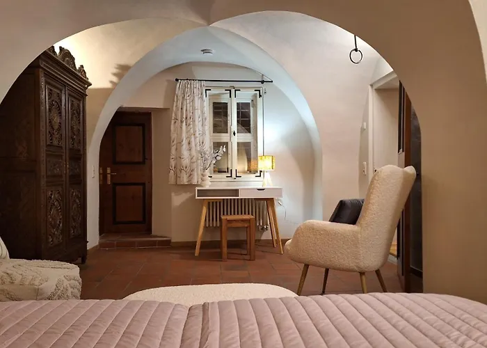 Stadtpalais Familien-Suite 4 Zimmer Mit Galerie Maximal 6 Personen