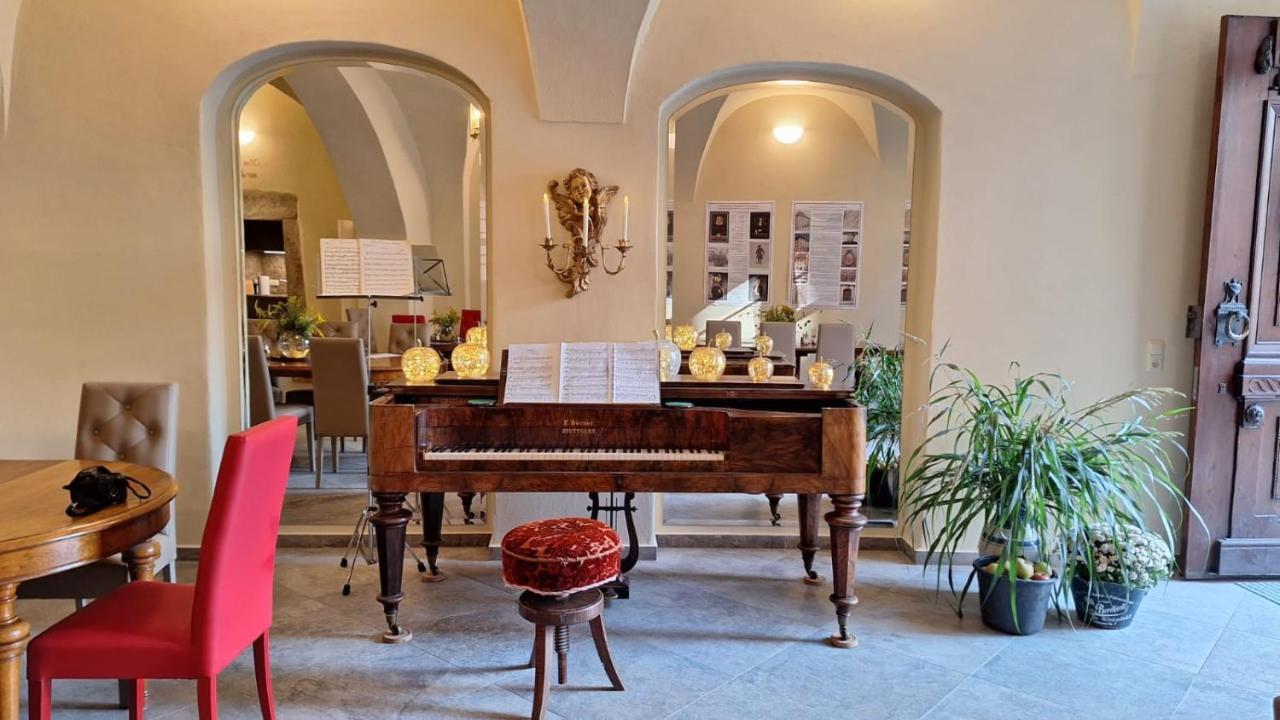 Stadtpalais Familien-suite 4 Mit Galerie Maximal 6 Personen Apartment Bautzen