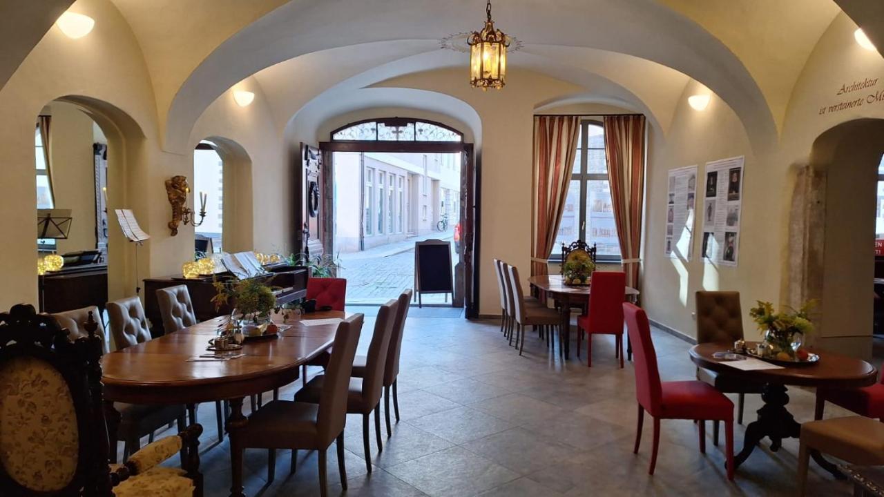 Apartment Stadtpalais Familien-suite 4 Mit Galerie Maximal 6 Personen Bautzen