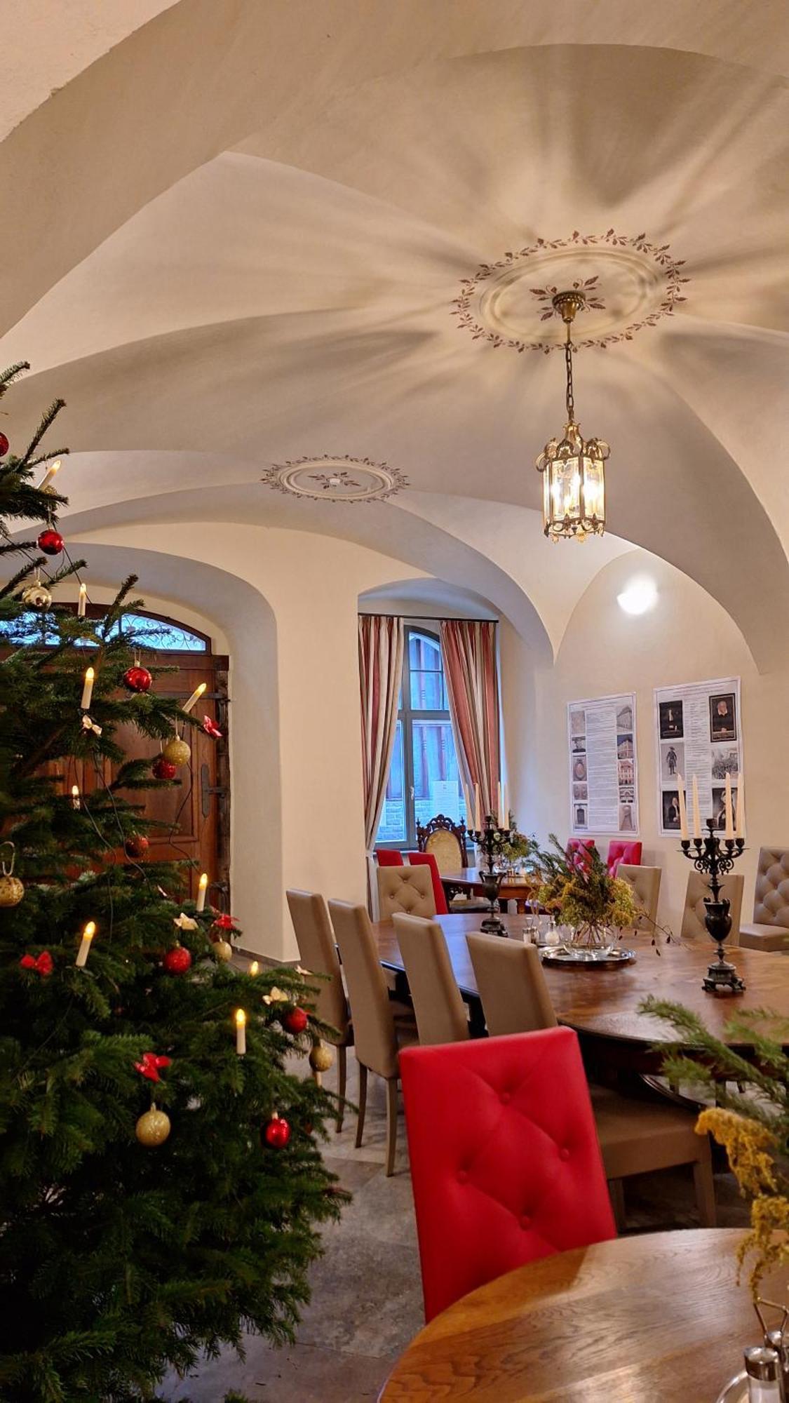 Apartment Stadtpalais Familien-suite 4 Mit Galerie Maximal 6 Personen