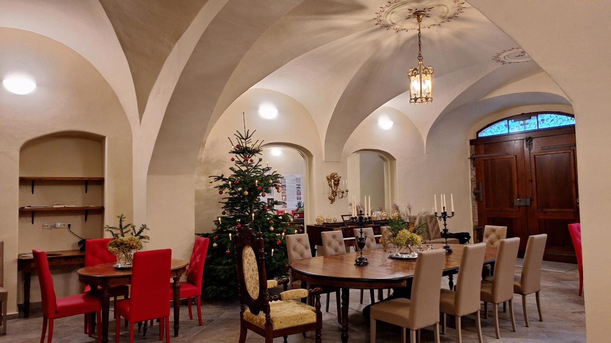 Stadtpalais Familien-suite 4 Mit Galerie Maximal 6 Personen Apartment *